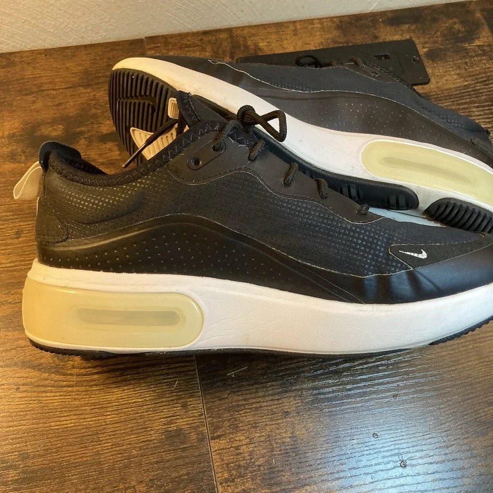Nike Air Max Dia Shoes Womens Size 9.5 Black Mesh Running Sneakers AQ4312-001
